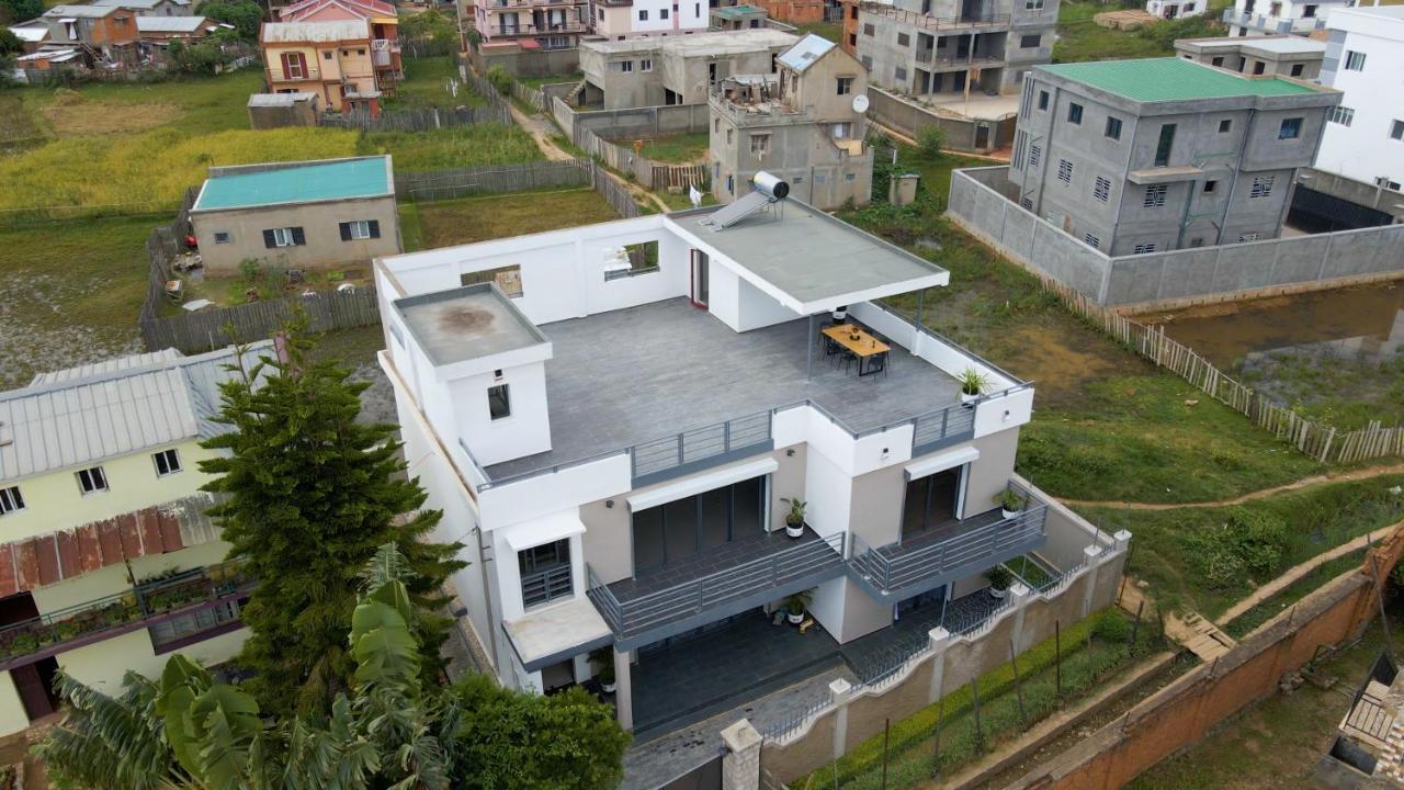 Ampifitia Guest House Antananarivo Exterior photo